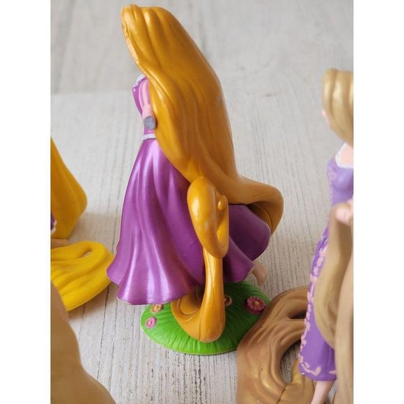 Disney Rapunzel princess playset toddler evil mother toy figure - Picture 8 of 15